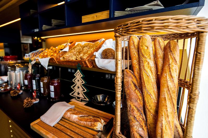 호텔 Best Western Plus Hôtel Le Rhénan & Restaurant Chez Claude