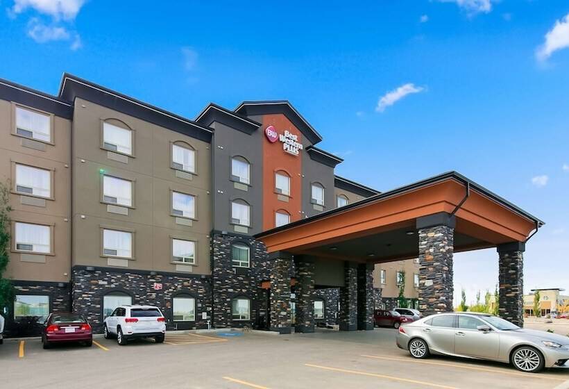 בית מלון כפרי Best Western Plus Sherwood Park Inn & Suites