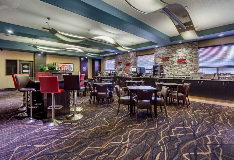 فندق Best Western Plus The Inn At St Albert