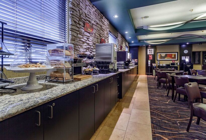 호텔 Best Western Plus The Inn At St Albert