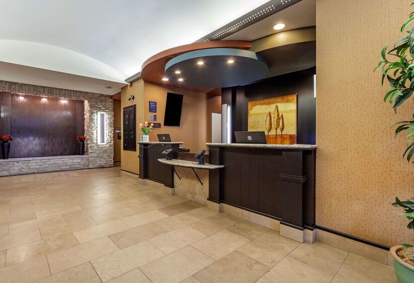 فندق Best Western Plus The Inn At St Albert