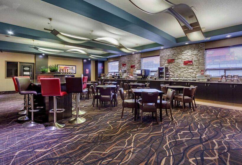 فندق Best Western Plus The Inn At St Albert