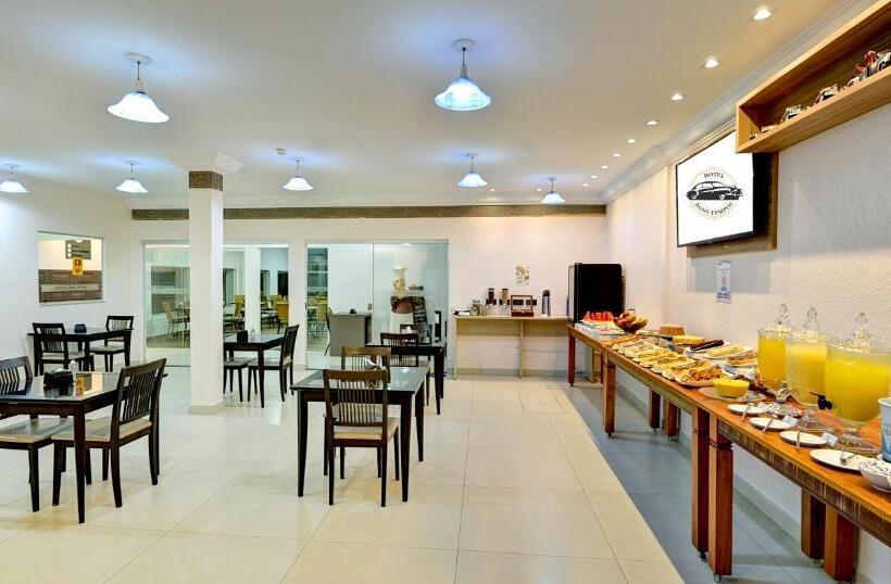 ホテル Bons Tempos