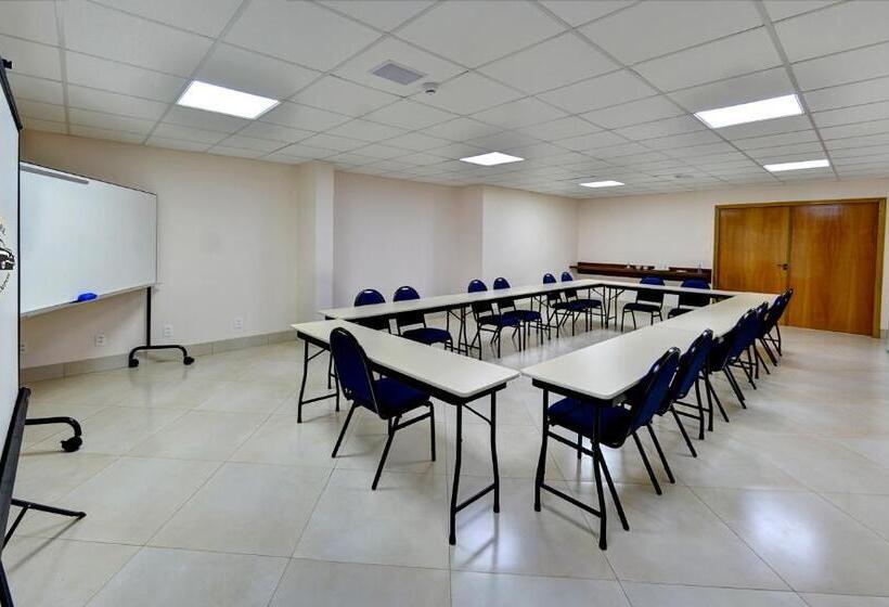 ホテル Bons Tempos