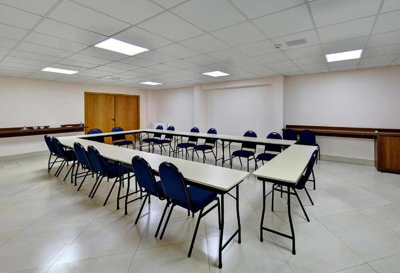 ホテル Bons Tempos