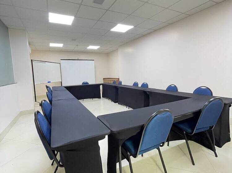 ホテル Bons Tempos