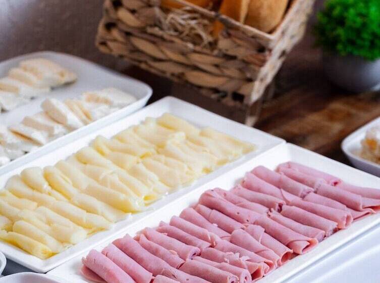 ホテル Bons Tempos