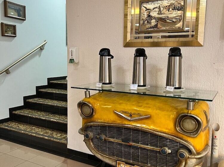 ホテル Bons Tempos