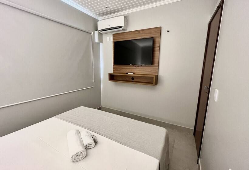 ホテル Bons Tempos