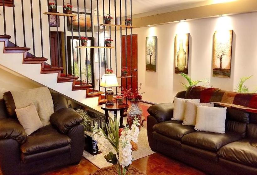 Отель Casa Bella Miraflores