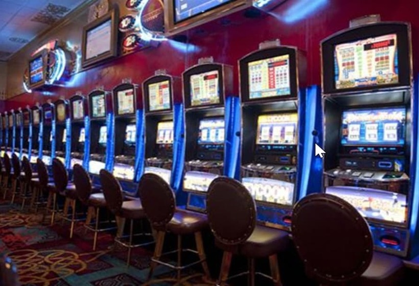 Central Park Hotel & Casino