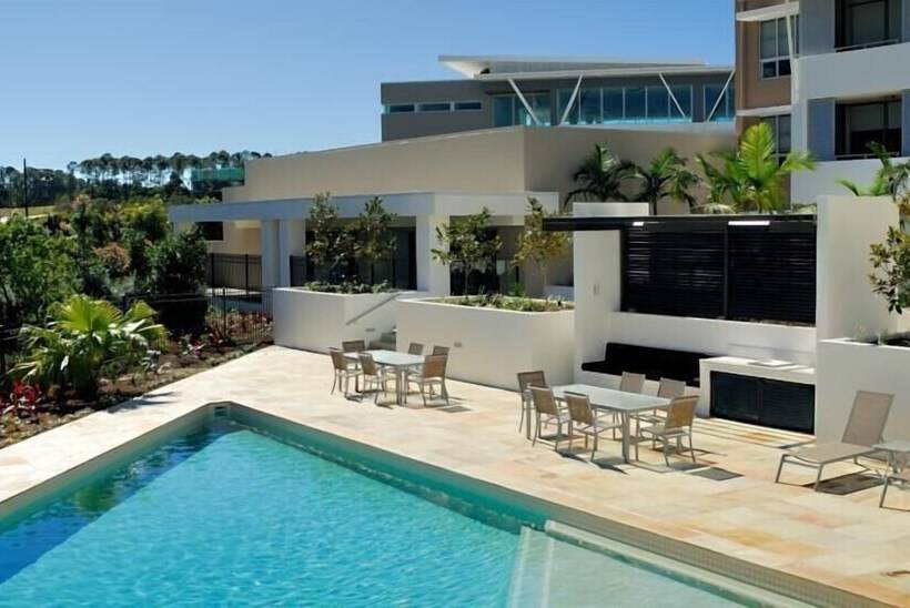 בית מלון כפרי Chancellor Executive Apartments