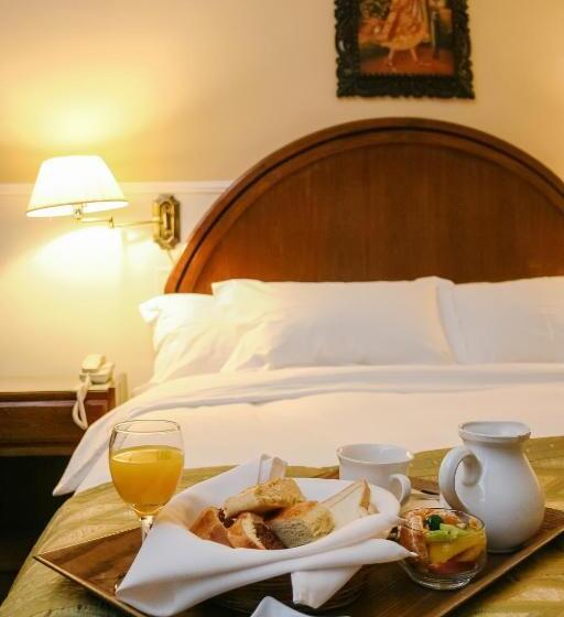 هتل Coloso Potosi