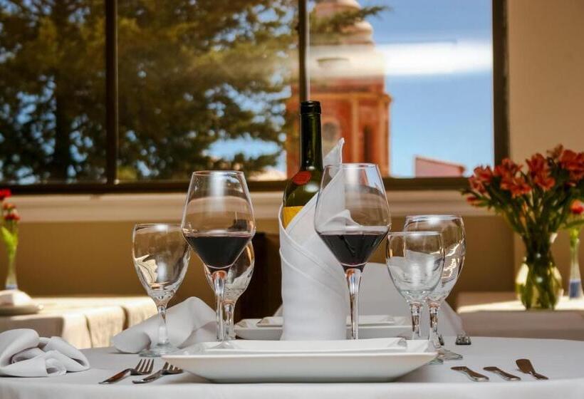 هتل Coloso Potosi