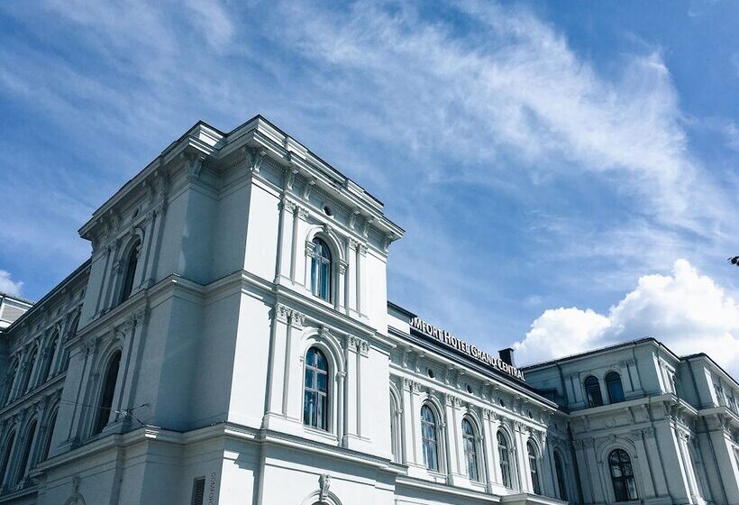 Comfort Hotel Grand Central