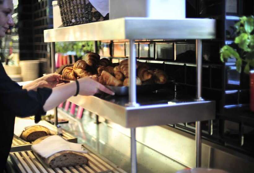 Comfort Hotel Grand Central