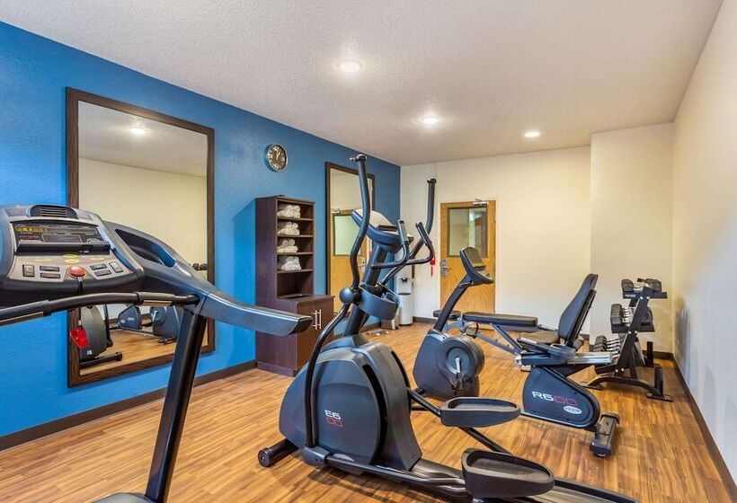 호텔 Comfort Inn Dekalb  Adjacent The University
