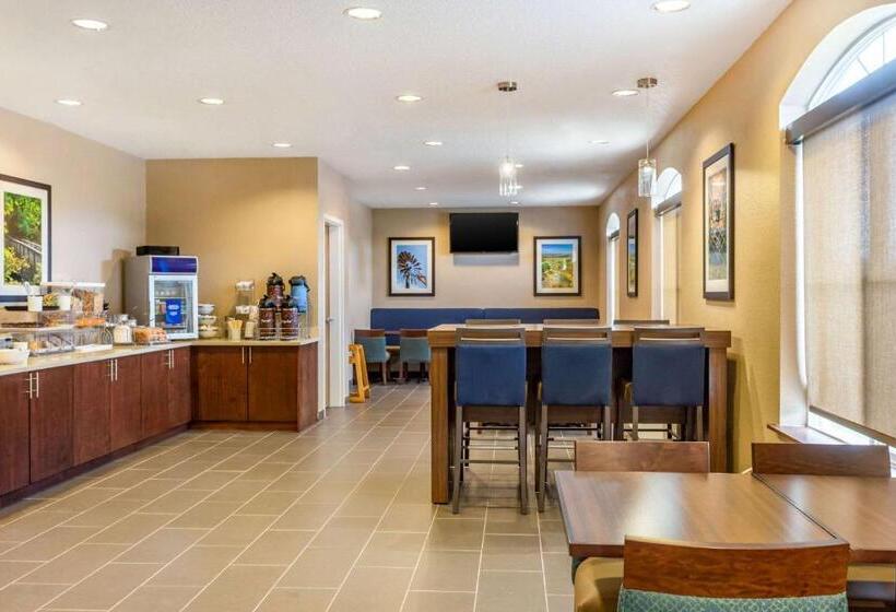 בית מלון כפרי Comfort Inn Dekalb  Adjacent The University
