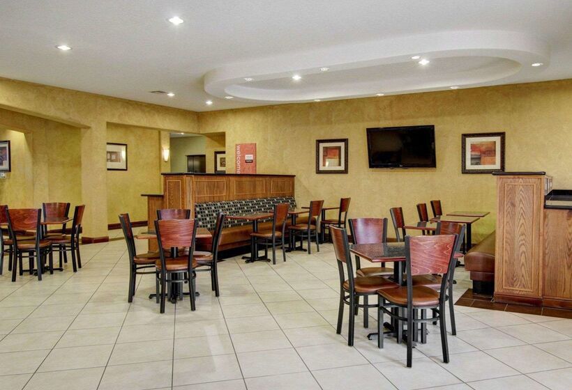 فندق Comfort Inn & Suites