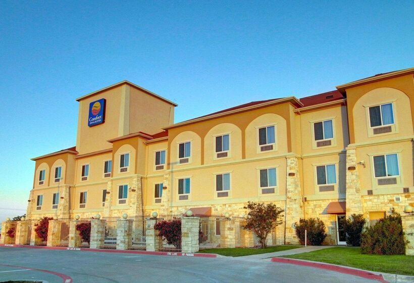 فندق Comfort Inn & Suites