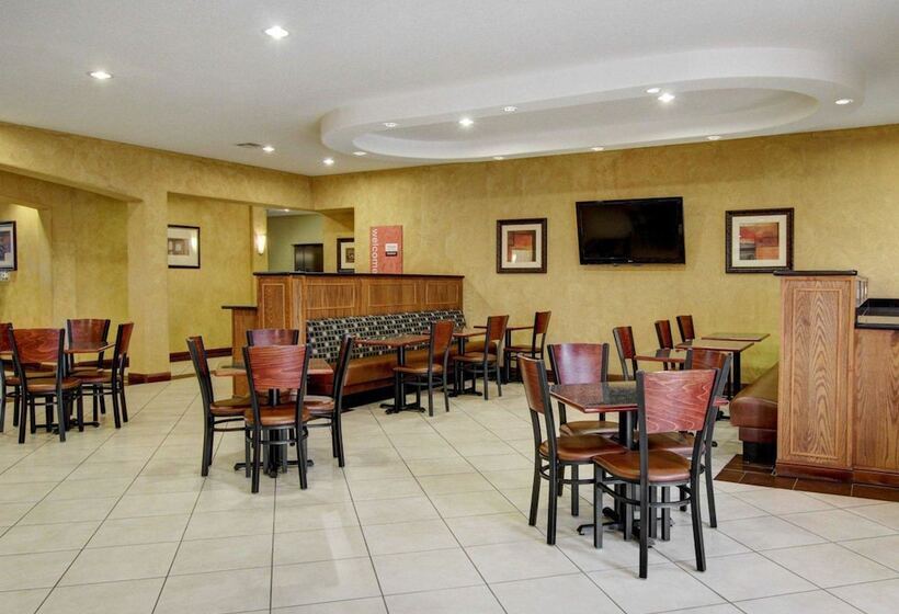 فندق Comfort Inn & Suites