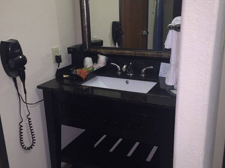 ホテル Comfort Inn & Suites