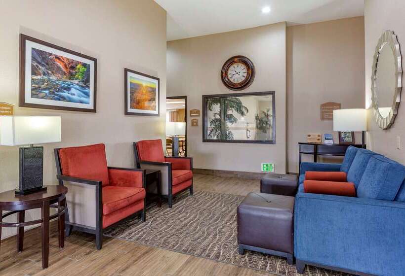 酒店 Comfort Inn & Suites