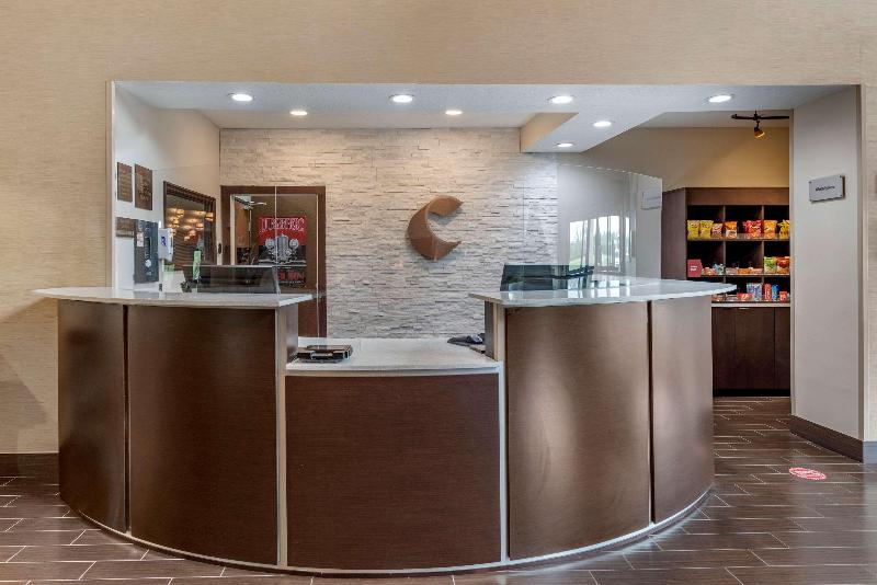 فندق Comfort Suites Auburn Near I69