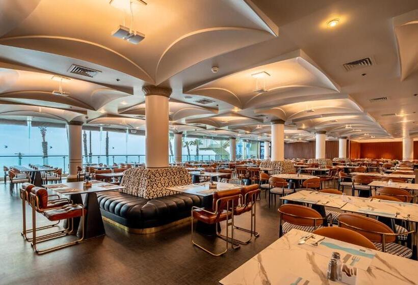 בית מלון כפרי Daniel Herzliya