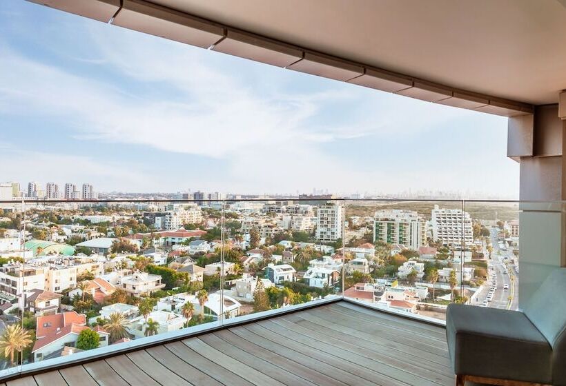 בית מלון כפרי Daniel Herzliya