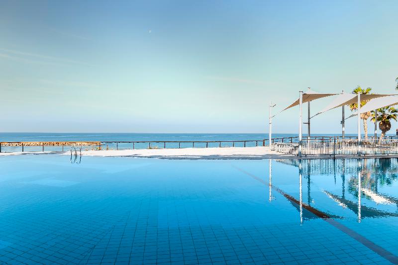 בית מלון כפרי Daniel Herzliya