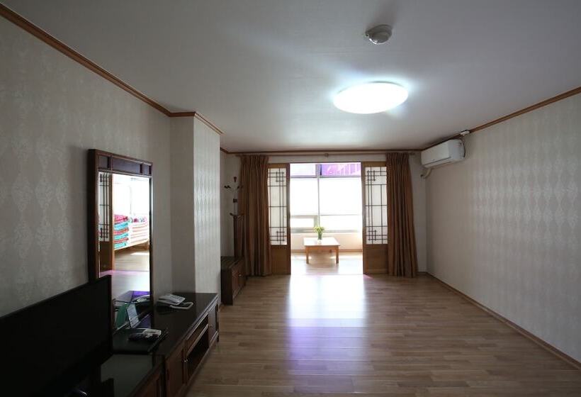 Danyang Tourist Hotel Edelweiss