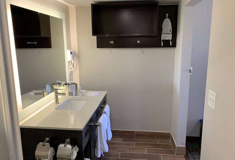 فندق Days Inn By Wyndham Bellville Mansfield