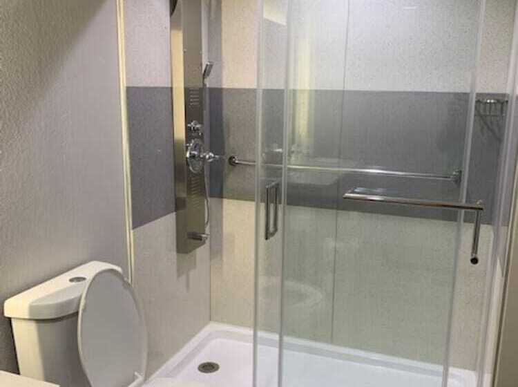 فندق Days Inn By Wyndham Bellville Mansfield