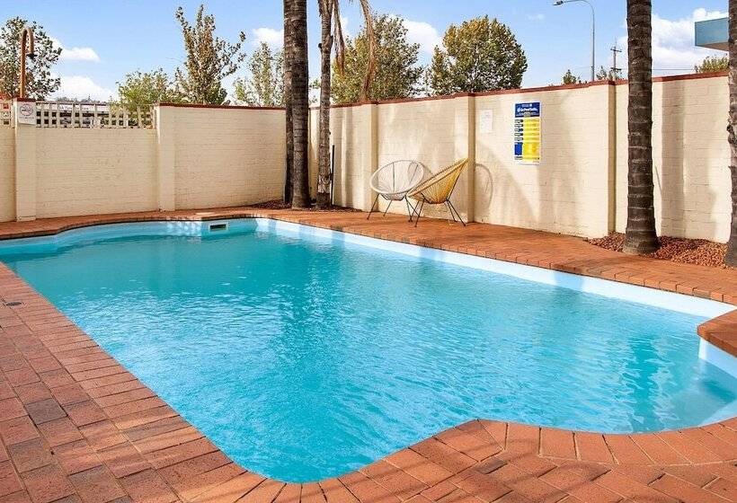 בית מלון כפרי Econo Lodge Griffith Motor Inn