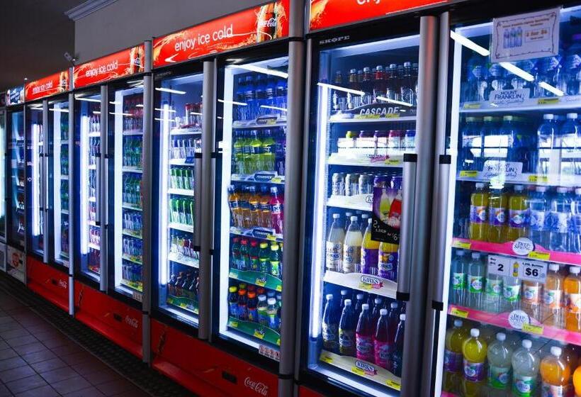 فندق Erldunda Desert Oaks Resort