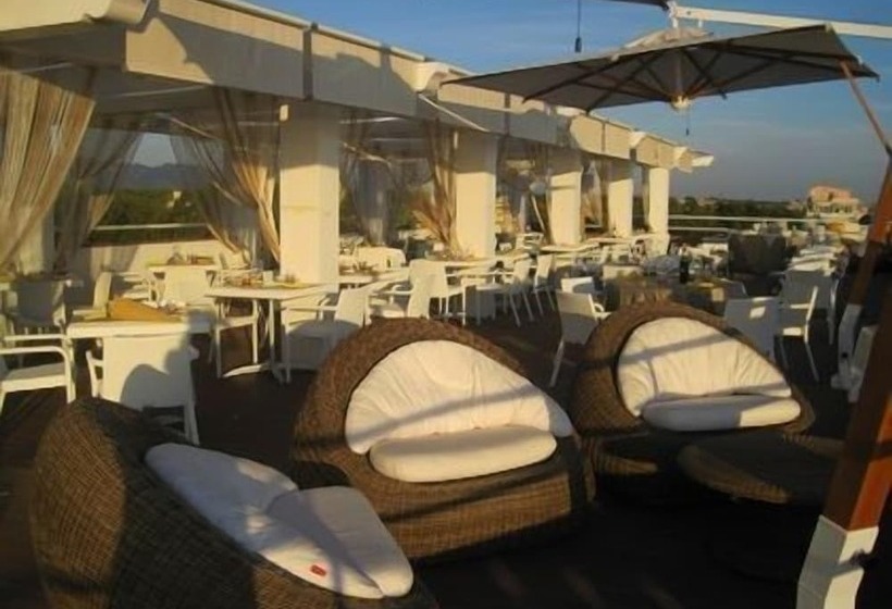 בית מלון כפרי Esplanade