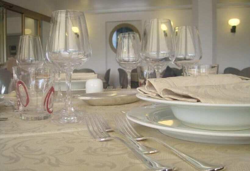 בית מלון כפרי Esplanade