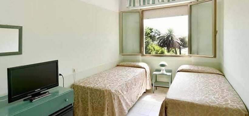 בית מלון כפרי Esplanade