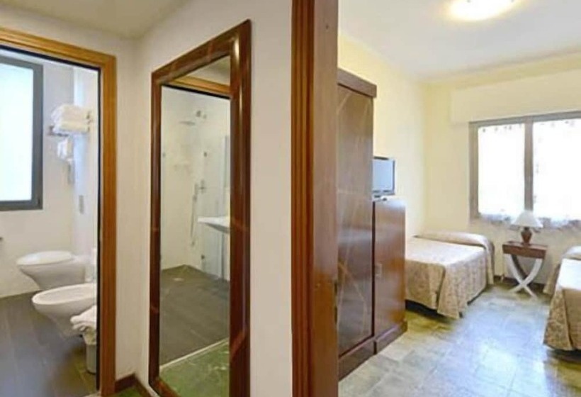 בית מלון כפרי Esplanade