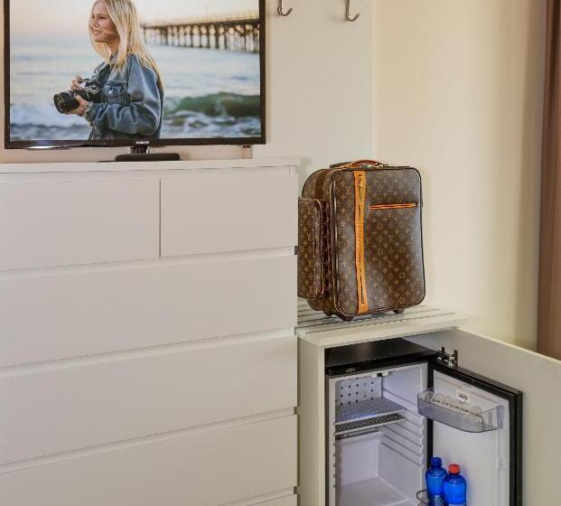 בית מלון כפרי Esplanade