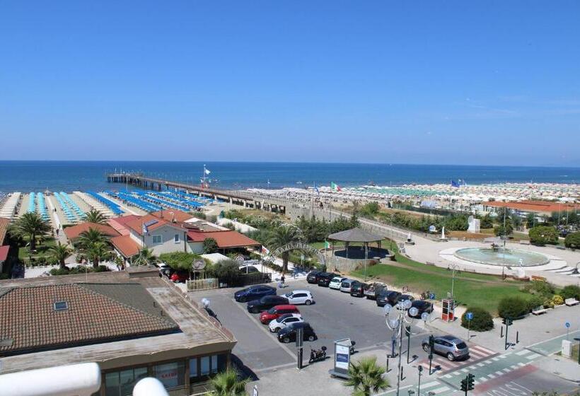 בית מלון כפרי Esplanade