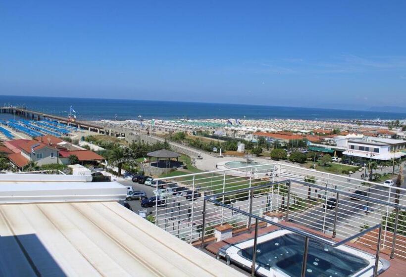 בית מלון כפרי Esplanade