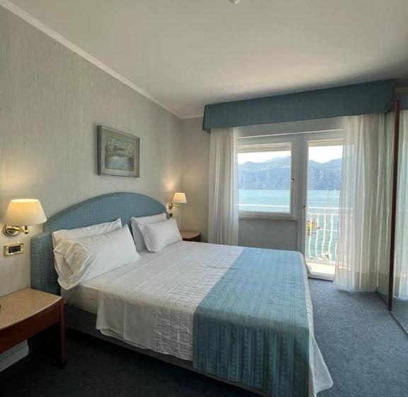 호텔 Excelsior Bay