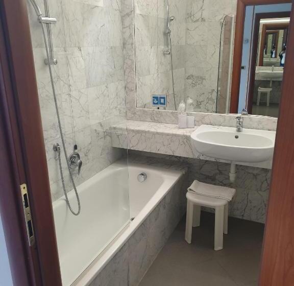 호텔 Excelsior Bay