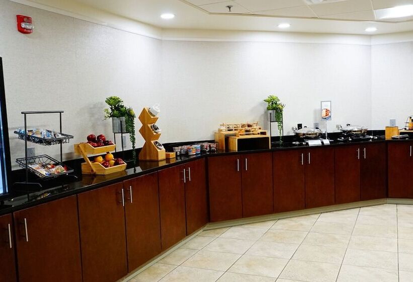 Отель Fairfield Inn & Suites By Marriott Denver Aurora/parker