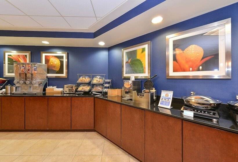 Отель Fairfield Inn & Suites By Marriott Denver Aurora/parker