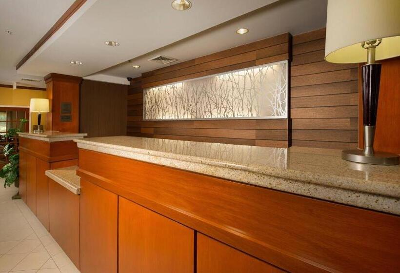 فندق Fairfield Inn & Suites By Marriott Marshall