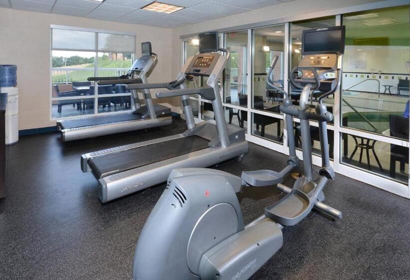 בית מלון כפרי Fairfield Inn & Suites Wytheville