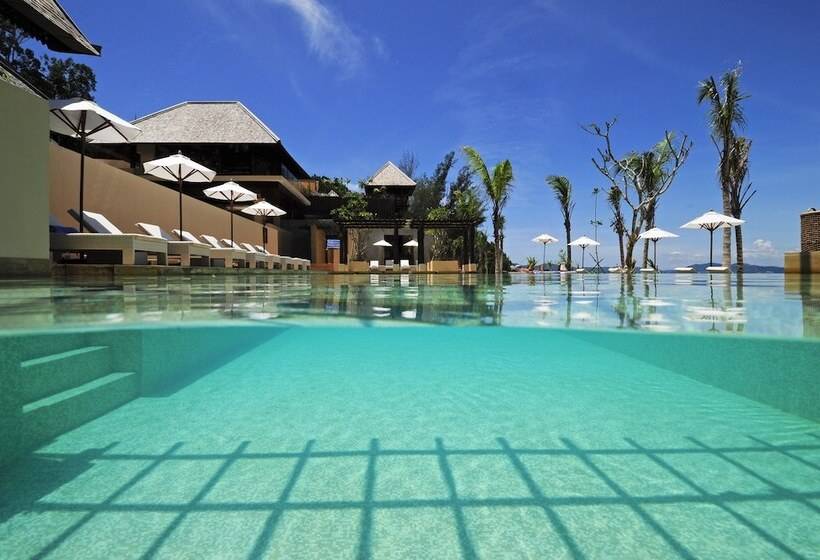 בית מלון כפרי Gaya Island Resort